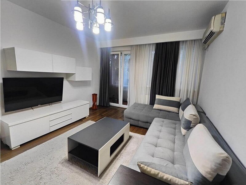 Piata Victoriei - Bd. Iancu de Hunedoara - 2 camere renovat, mobilat modern